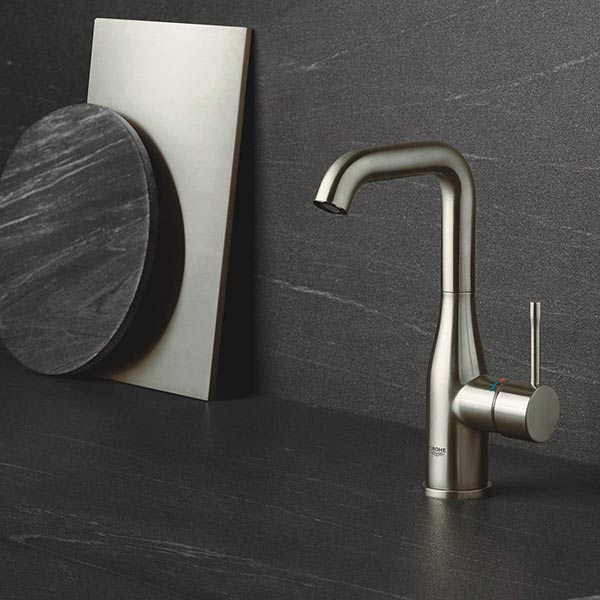 Смеситель для раковины Grohe Essence+ 32628DC1 сталь