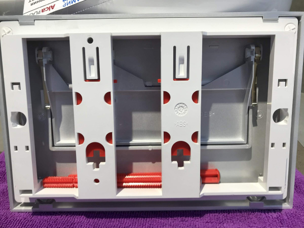 Кнопка смыва Alcaplast М372 хром матовый